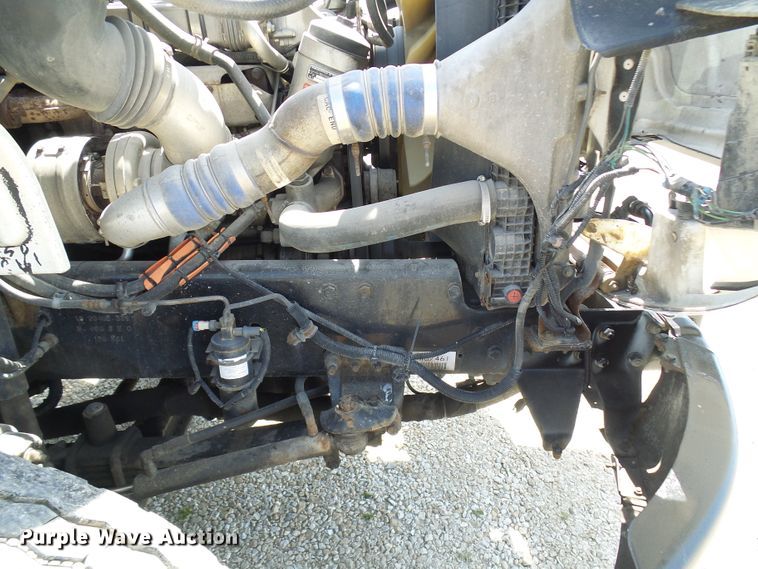 image for item DG2115 2007 Freightliner Business Class M2  roll off container truck