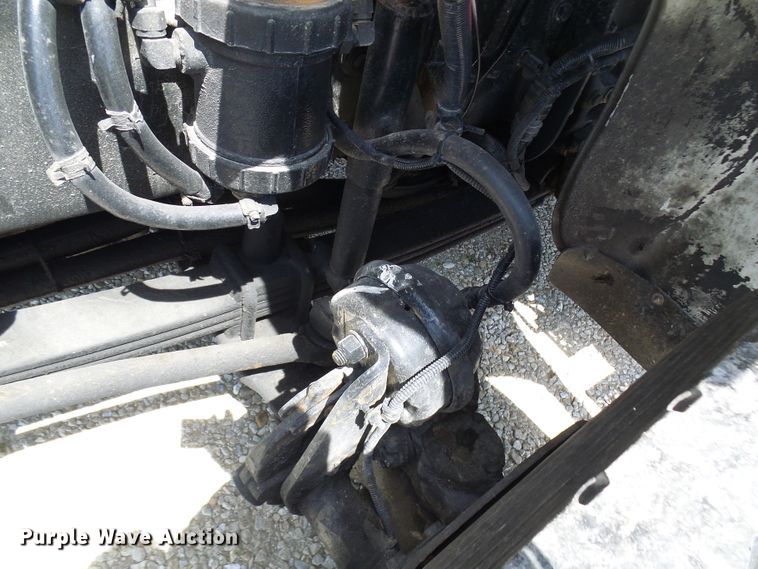 image for item DG2115 2007 Freightliner Business Class M2  roll off container truck