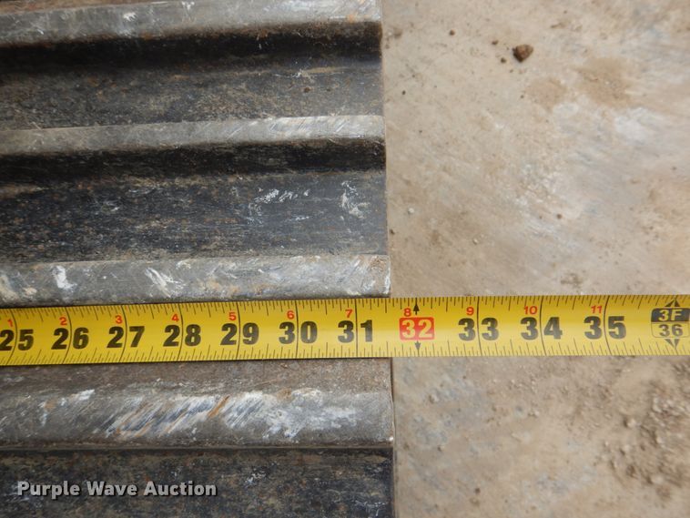 image for item DH5485 2011 Hitachi ZX240LC-3  excavator