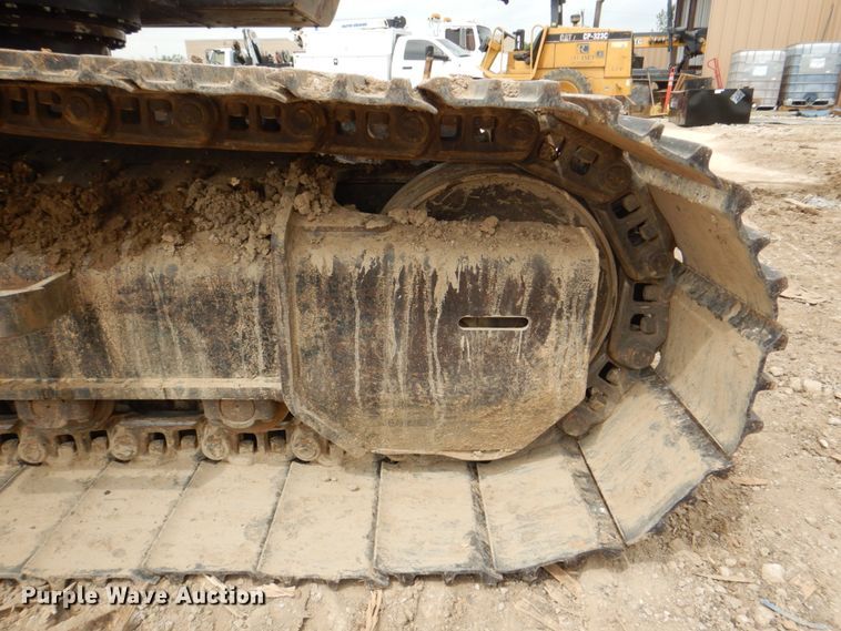 image for item DH5485 2011 Hitachi ZX240LC-3  excavator