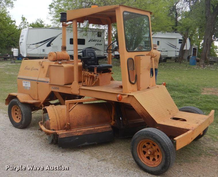 image for item DH5492 1997 Broce RJ300  broom