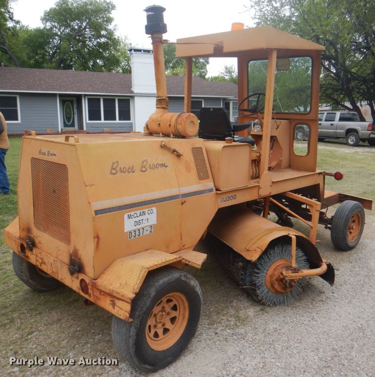 image for item DH5492 1997 Broce RJ300  broom