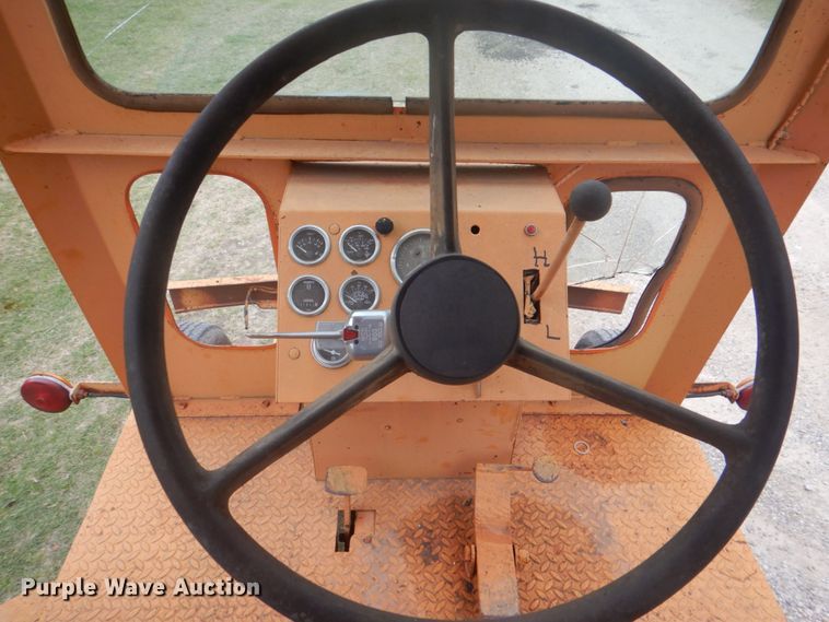 image for item DH5492 1997 Broce RJ300  broom