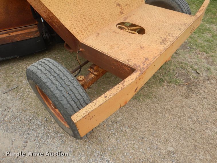 image for item DH5492 1997 Broce RJ300  broom