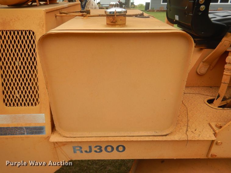 image for item DH5492 1997 Broce RJ300  broom