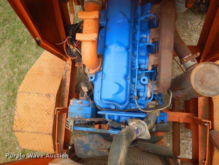 image for item DH5492 1997 Broce RJ300  broom