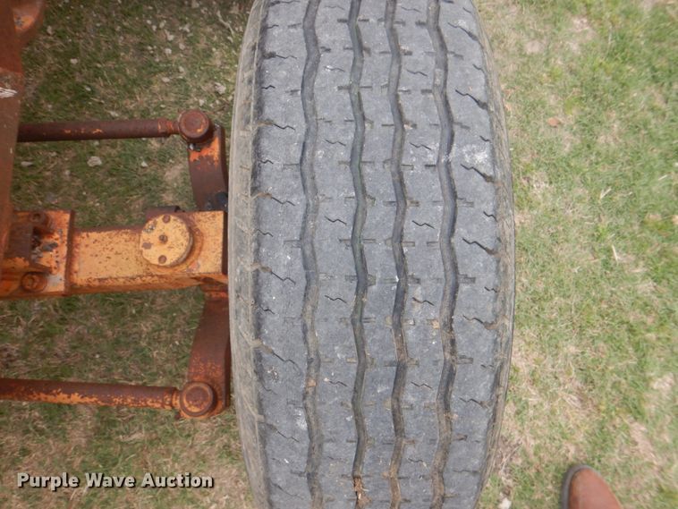 image for item DH5492 1997 Broce RJ300  broom