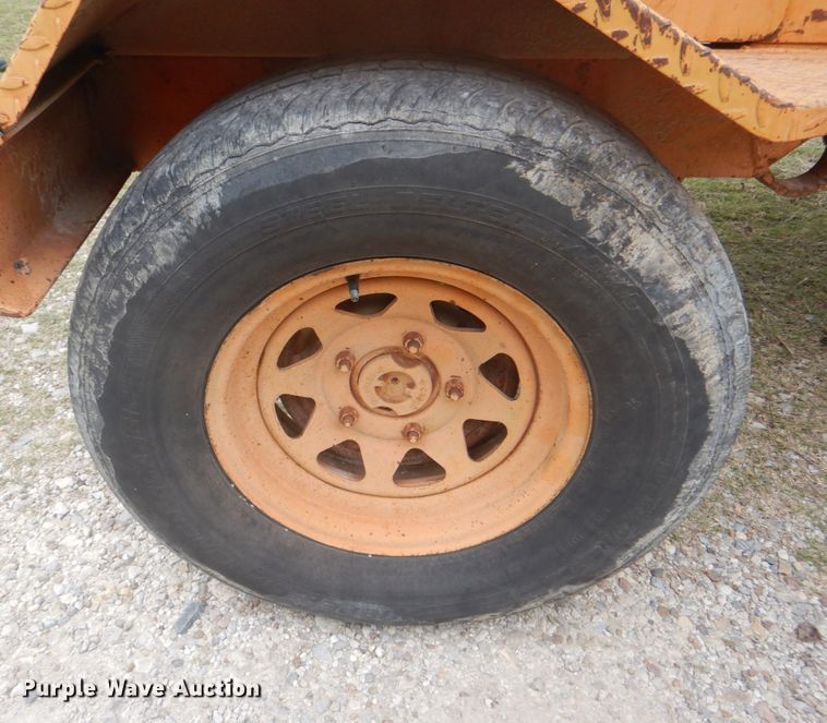 image for item DH5492 1997 Broce RJ300  broom