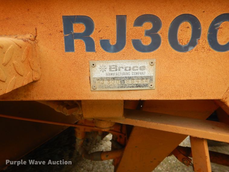 image for item DH5492 1997 Broce RJ300  broom