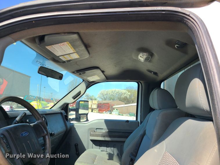 image for item DH5849 2012 Ford F550 Super Duty  flatbed truck