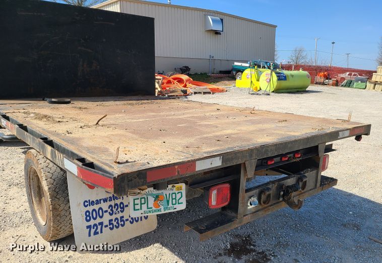 image for item DH5849 2012 Ford F550 Super Duty  flatbed truck