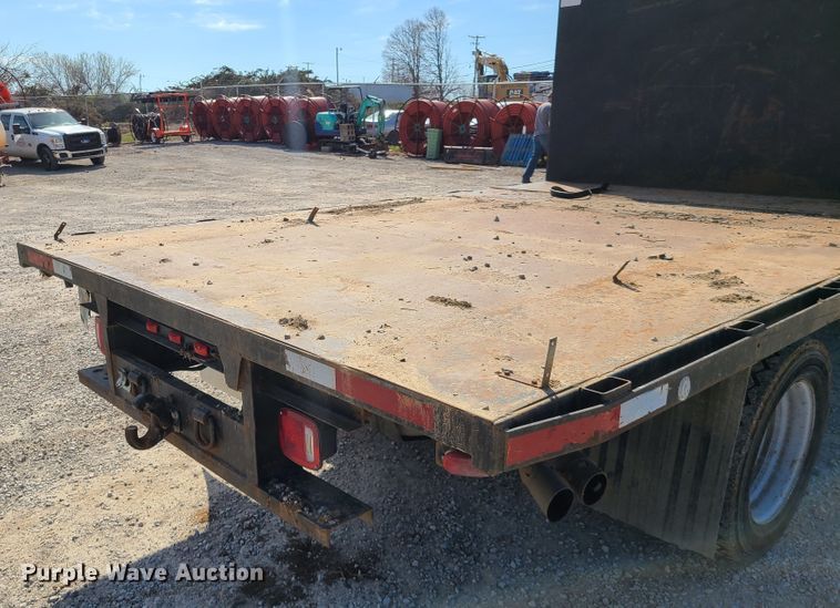 image for item DH5849 2012 Ford F550 Super Duty  flatbed truck