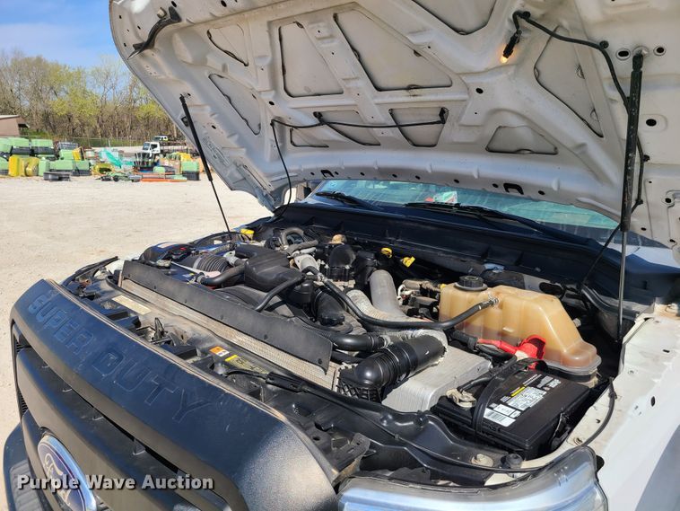 image for item DH5849 2012 Ford F550 Super Duty  flatbed truck