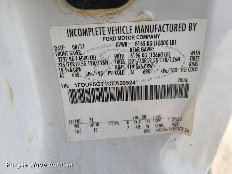 image for item DH5849 2012 Ford F550 Super Duty  flatbed truck