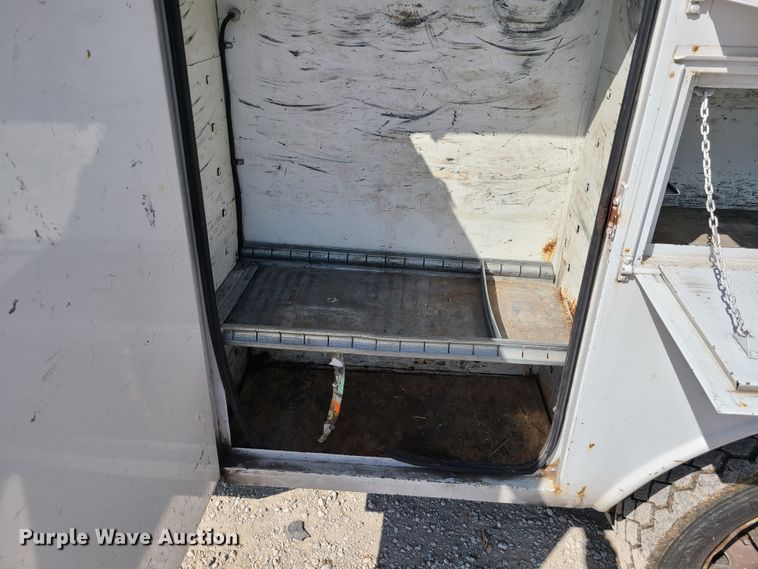 image for item DH5850 2006 Ford F550 Super Duty  bucket truck