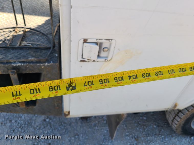 image for item DH5850 2006 Ford F550 Super Duty  bucket truck