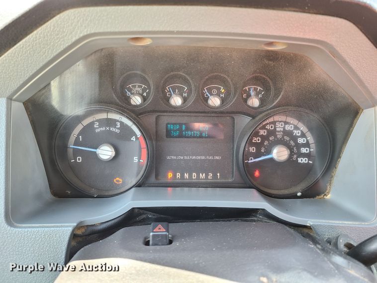 image for item DH5851 2012 Ford F550 Super Duty  flatbed truck