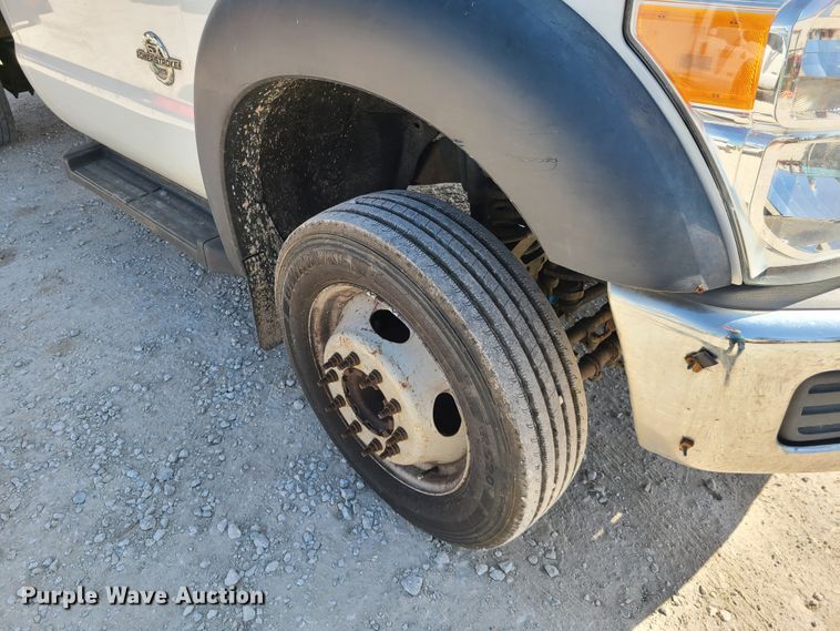 image for item DH5851 2012 Ford F550 Super Duty  flatbed truck