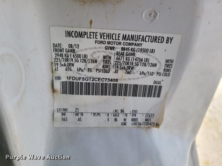 image for item DH5851 2012 Ford F550 Super Duty  flatbed truck