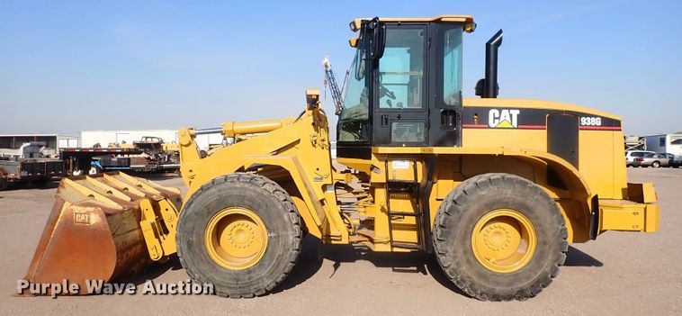 image for item DI7368 2002 Caterpillar 938G  wheel loader