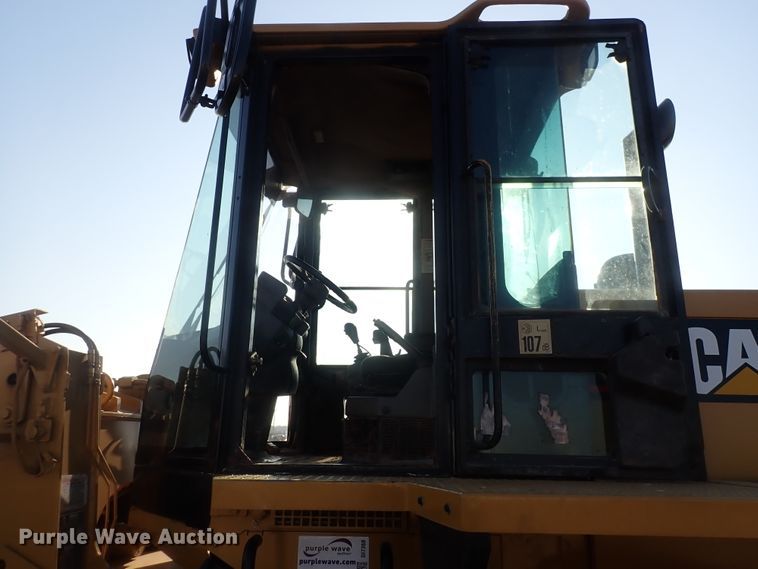 image for item DI7368 2002 Caterpillar 938G  wheel loader