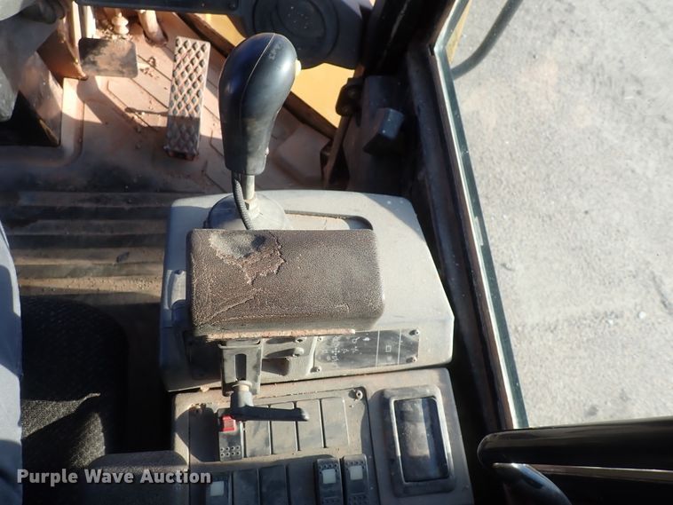 image for item DI7368 2002 Caterpillar 938G  wheel loader