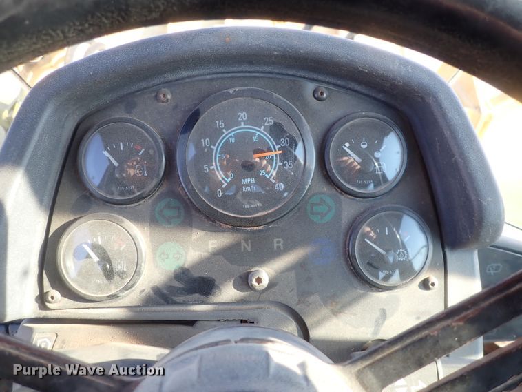 image for item DI7368 2002 Caterpillar 938G  wheel loader