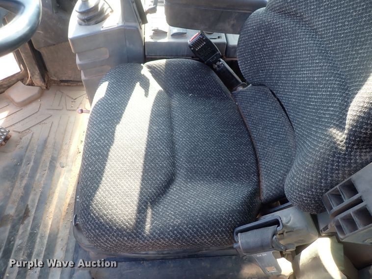 image for item DI7368 2002 Caterpillar 938G  wheel loader