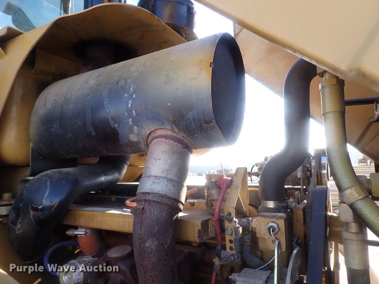 image for item DI7368 2002 Caterpillar 938G  wheel loader