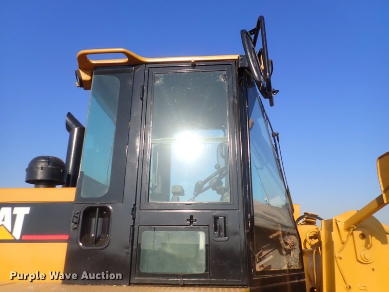 image for item DI7368 2002 Caterpillar 938G  wheel loader