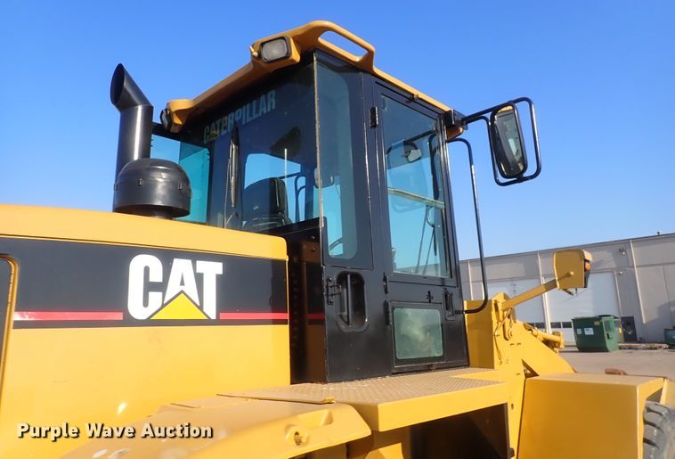 image for item DI7368 2002 Caterpillar 938G  wheel loader