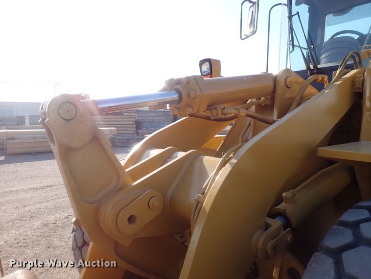 image for item DI7368 2002 Caterpillar 938G  wheel loader
