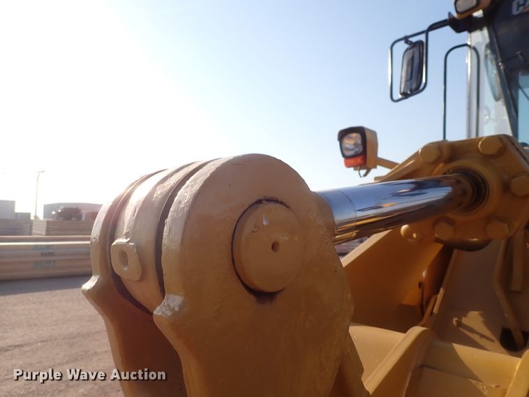 image for item DI7368 2002 Caterpillar 938G  wheel loader