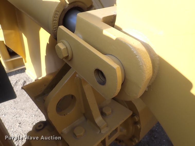 image for item DI7368 2002 Caterpillar 938G  wheel loader