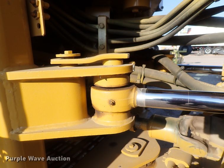 image for item DI7368 2002 Caterpillar 938G  wheel loader