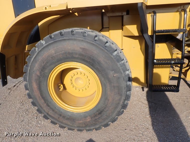 image for item DI7368 2002 Caterpillar 938G  wheel loader