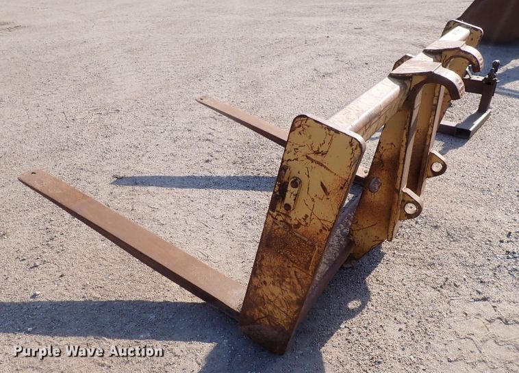 image for item DI7368 2002 Caterpillar 938G  wheel loader