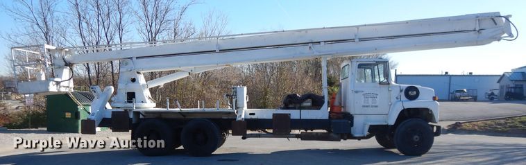 image for item DI8086 1985 Ford 9000  bucket truck