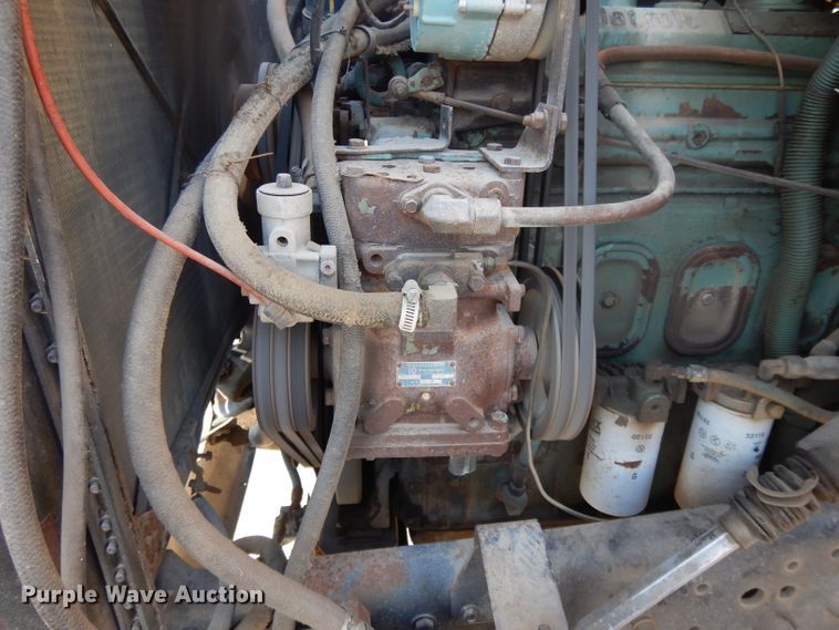 image for item DI8086 1985 Ford 9000  bucket truck