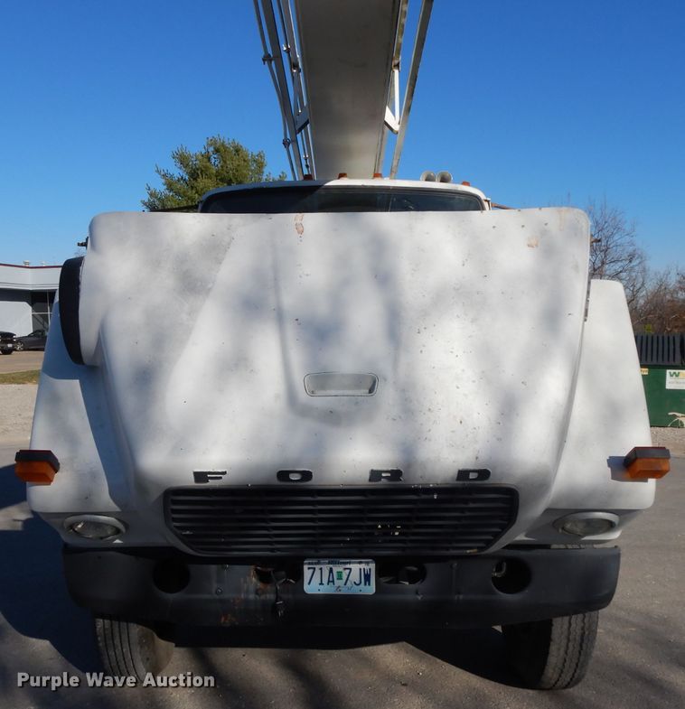 image for item DI8086 1985 Ford 9000  bucket truck