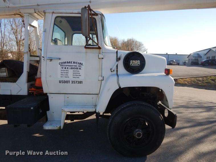 image for item DI8086 1985 Ford 9000  bucket truck