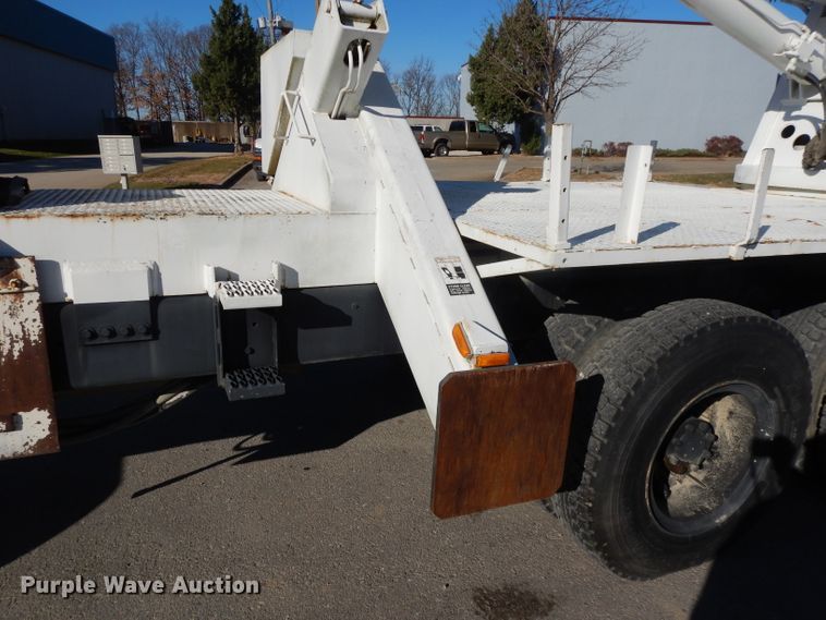 image for item DI8086 1985 Ford 9000  bucket truck