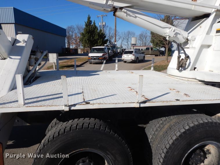 image for item DI8086 1985 Ford 9000  bucket truck