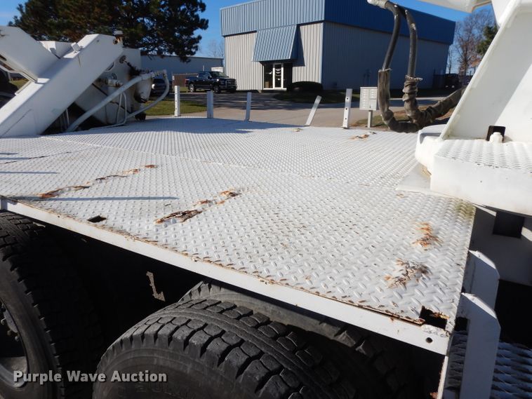 image for item DI8086 1985 Ford 9000  bucket truck