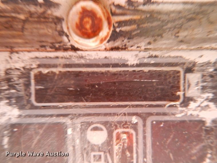 image for item DJ0286 1998 New Holland LX865  skid steer loader