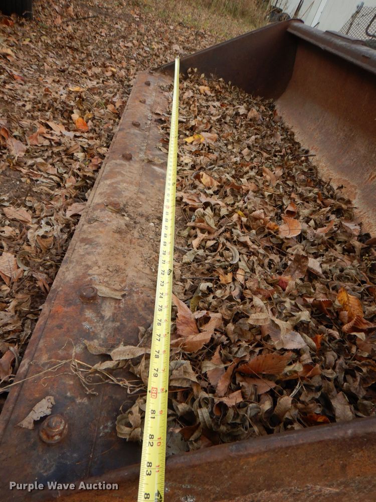 image for item DJ0286 1998 New Holland LX865  skid steer loader