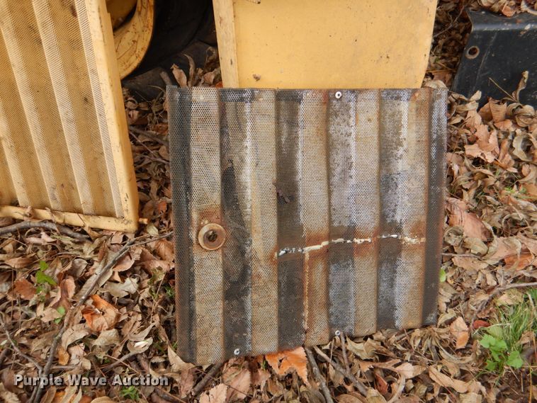 image for item DJ0286 1998 New Holland LX865  skid steer loader