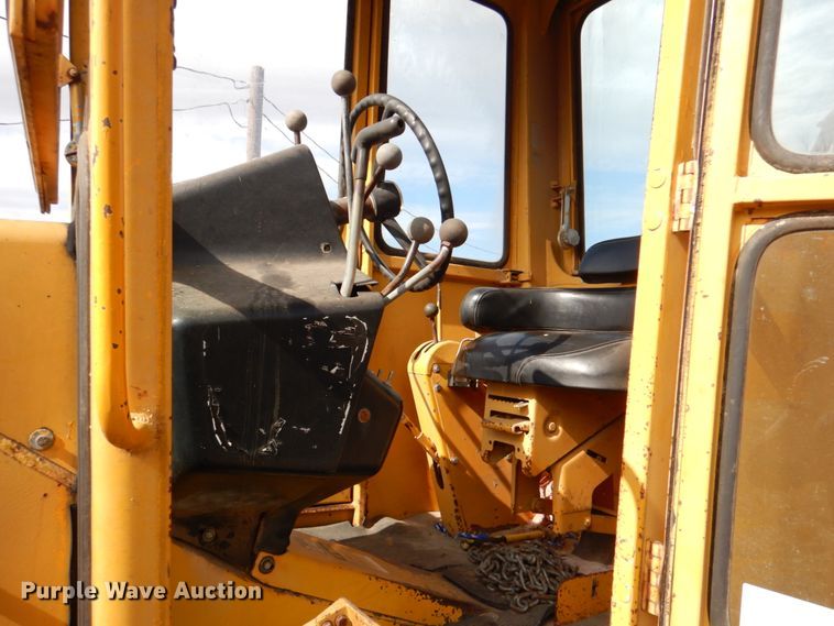 image for item DJ0291 John Deere 570A  motor grader