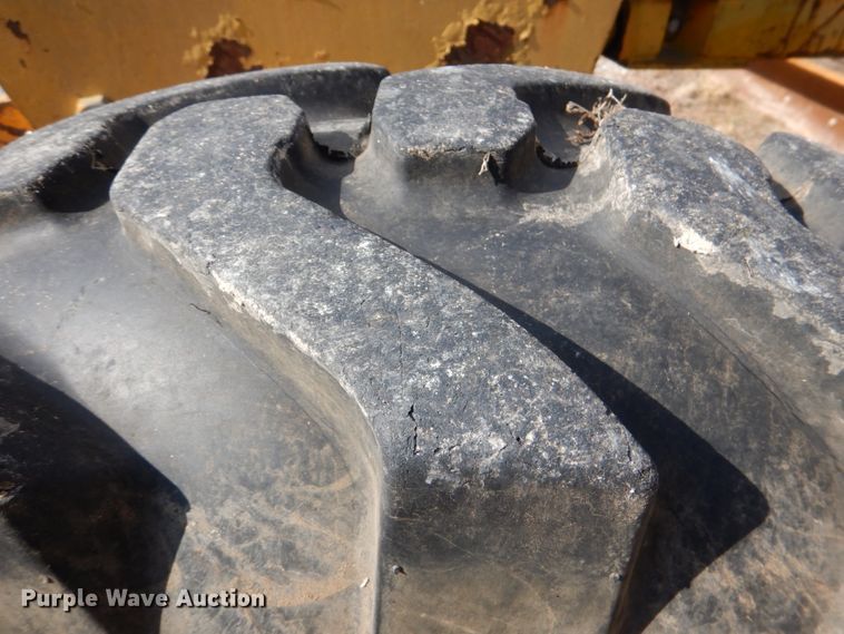 image for item DJ0291 John Deere 570A  motor grader