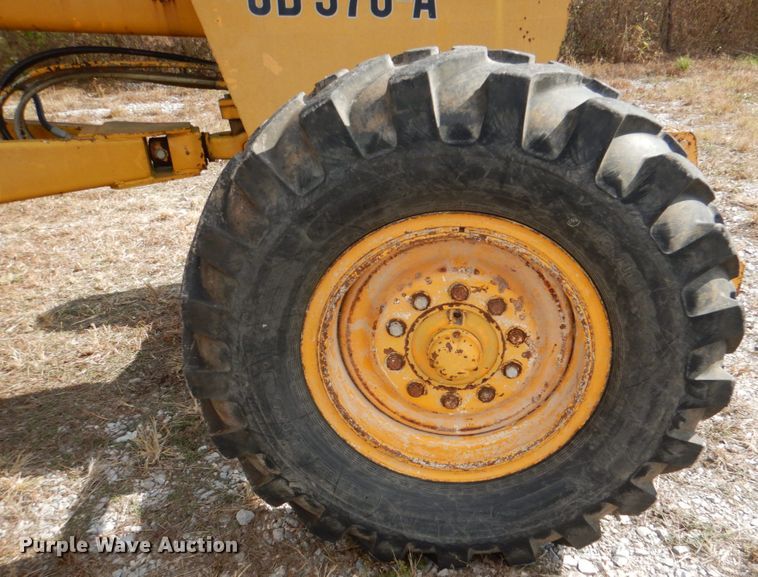 image for item DJ0291 John Deere 570A  motor grader